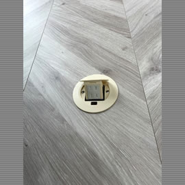 床用コンセント