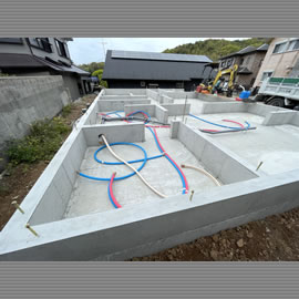 基礎工事