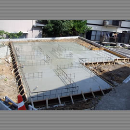 基礎工事